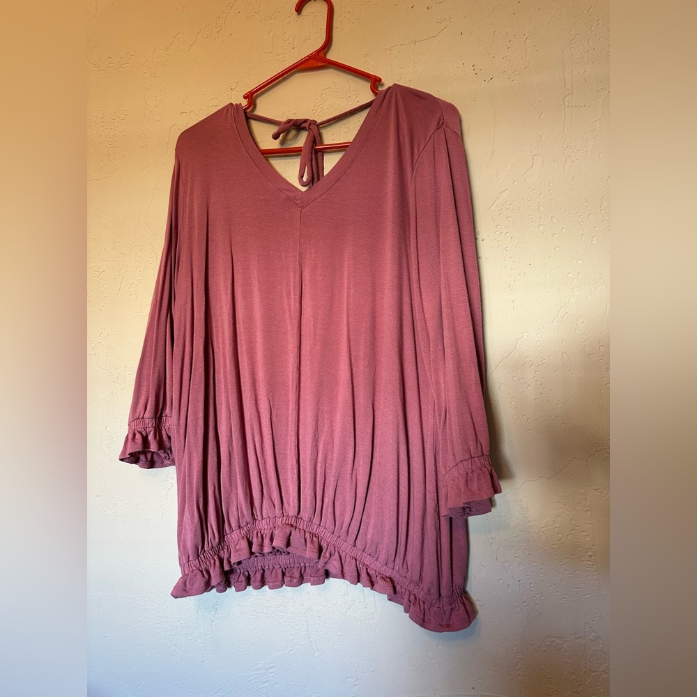 Size 10/12 (Large) Ruffled Blouse - Picture 4 of 6